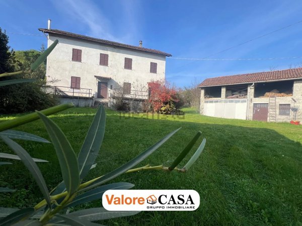 casa indipendente in vendita a Cremolino