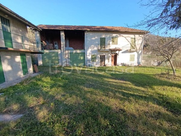 casa indipendente in vendita a Cremolino in zona Priarona
