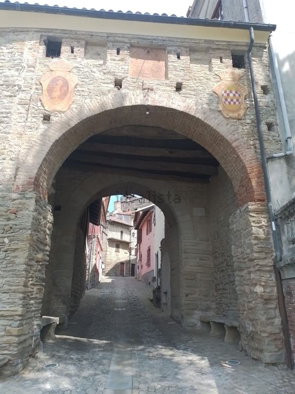 casa indipendente in vendita a Cremolino