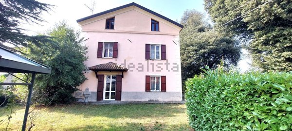 casa indipendente in vendita a Cremolino