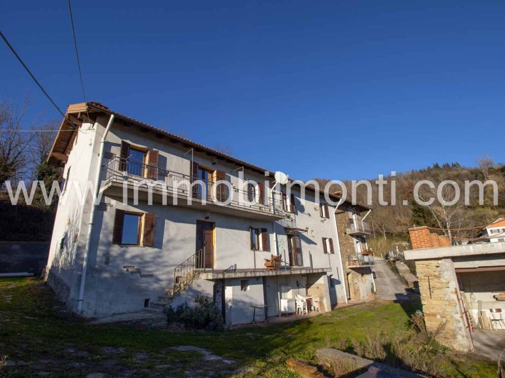 casale in vendita a Cremolino in zona Piazze