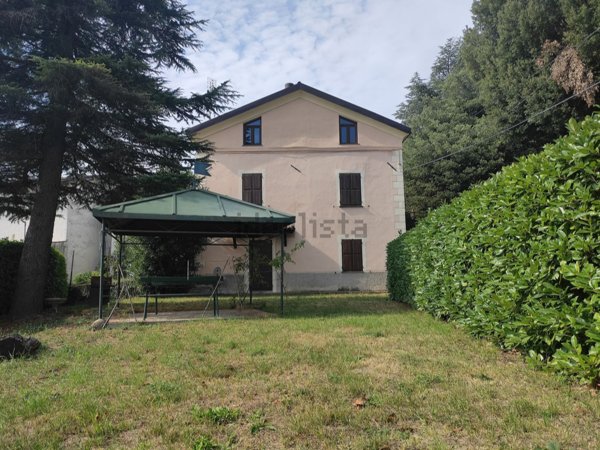 casa indipendente in vendita a Cremolino