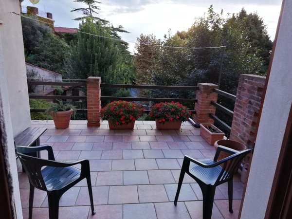 casa indipendente in vendita a Cremolino