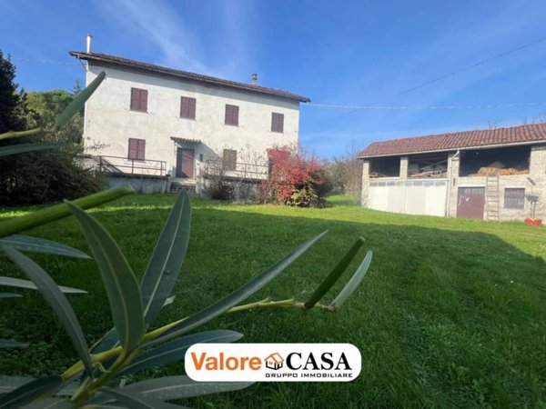 casa indipendente in vendita a Cremolino