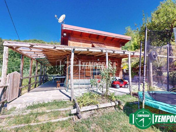 casa indipendente in vendita a Cremolino