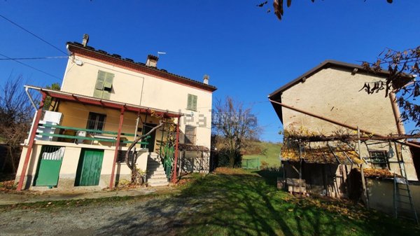 casale in vendita a Cremolino in zona Priarona