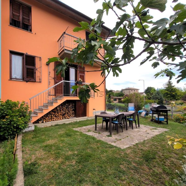 casa indipendente in vendita a Cremolino