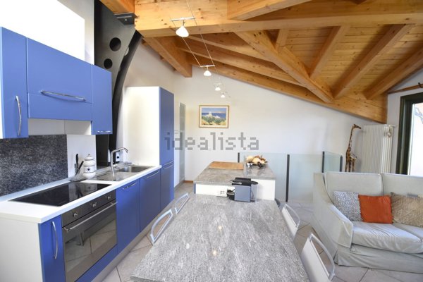 appartamento in vendita a Bellano in zona Vendrogno