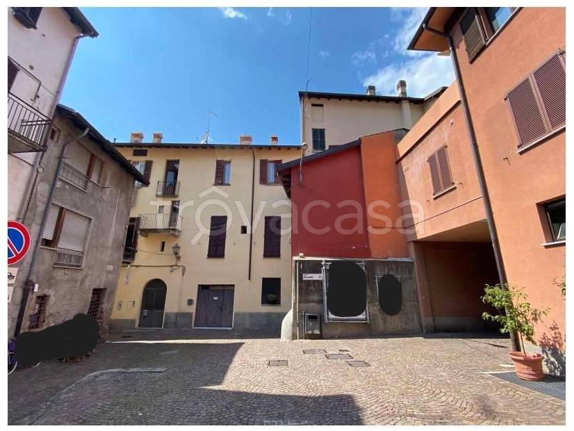 appartamento in vendita a Bellano