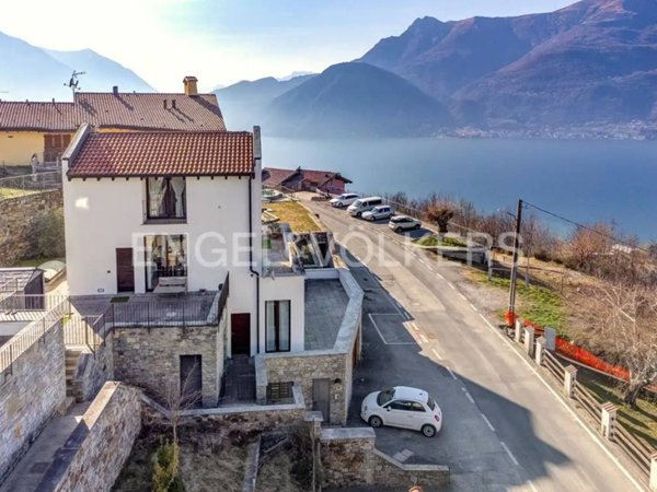 appartamento in vendita a Bellano in zona Biosio