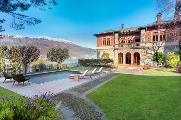 casa indipendente in vendita a Bellano