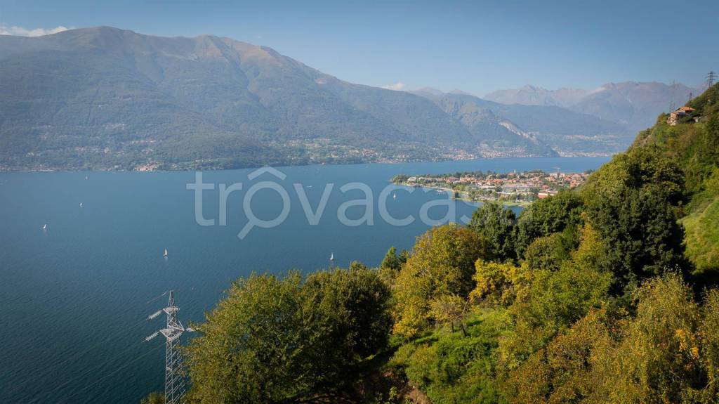 appartamento in vendita a Bellano in zona Costa