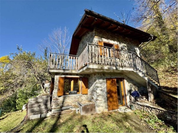 appartamento in vendita a Bellano in zona Vendrogno