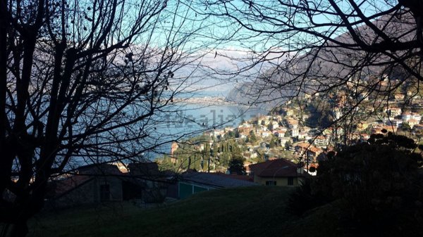 appartamento in vendita a Bellano in zona Biosio