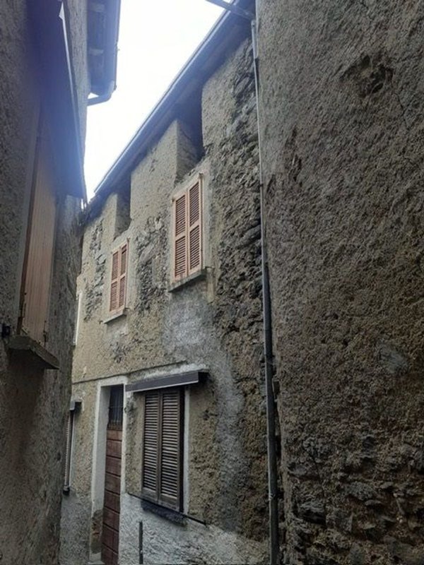 attico in vendita a Bellano in zona Vendrogno