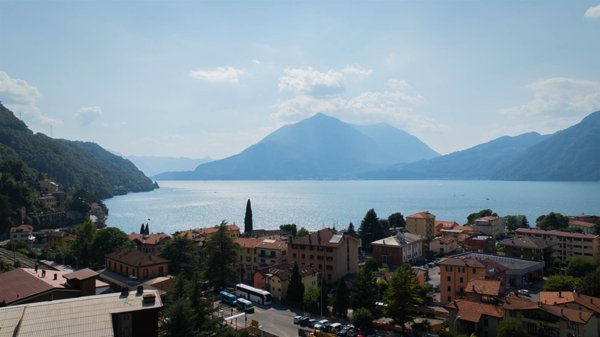 casa indipendente in vendita a Bellano