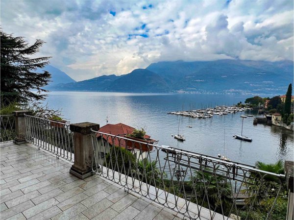 casa indipendente in vendita a Bellano