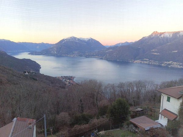 casa indipendente in vendita a Bellano in zona Noceno