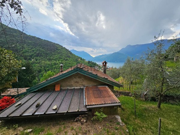 appartamento in vendita a Bellano
