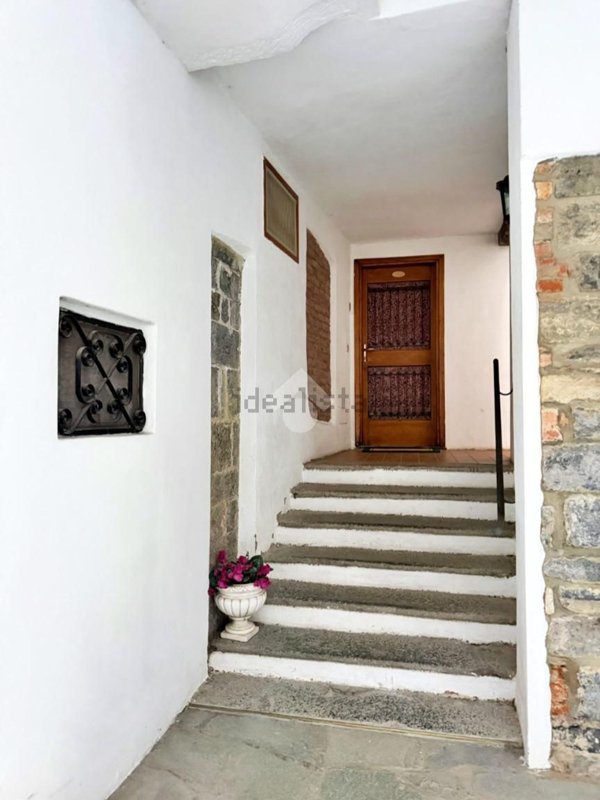 appartamento in vendita a Bellano in zona Ombriaco