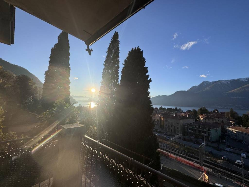 appartamento in vendita a Bellano in zona Bonzeno