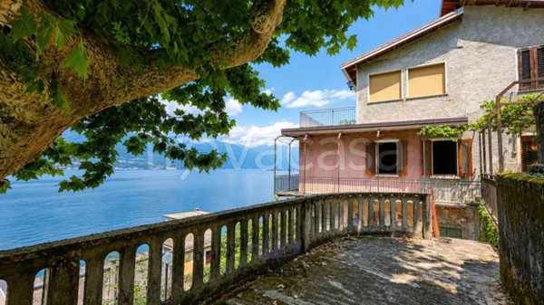casa indipendente in vendita a Bellano in zona Sanico