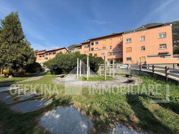 appartamento in vendita a Bellano in zona Ombriaco