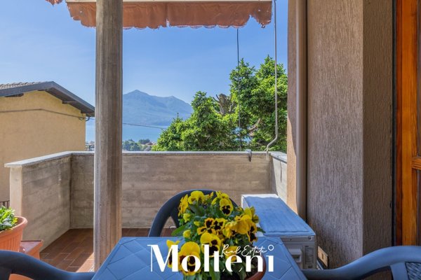 appartamento in vendita a Bellano in zona Lezzeno
