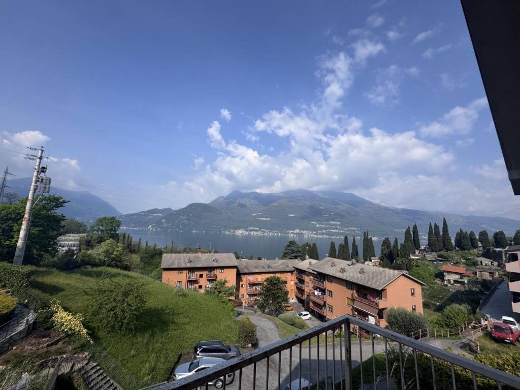 appartamento in vendita a Bellano in zona Ombriaco