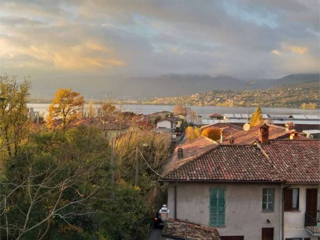 casa indipendente in vendita a Bosisio Parini