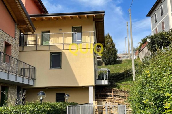 appartamento in vendita a Bosisio Parini