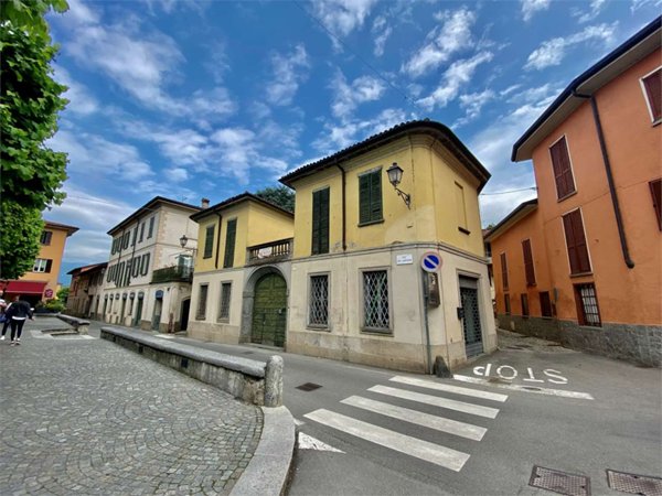 casa indipendente in vendita a Bosisio Parini