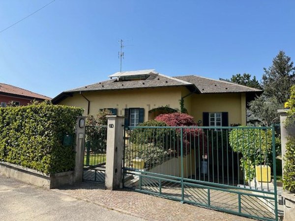 casa indipendente in vendita a Bosisio Parini