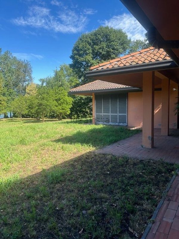 casa indipendente in vendita a Bosisio Parini