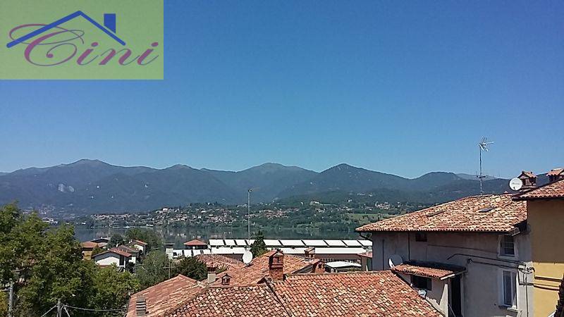 casa indipendente in vendita a Bosisio Parini