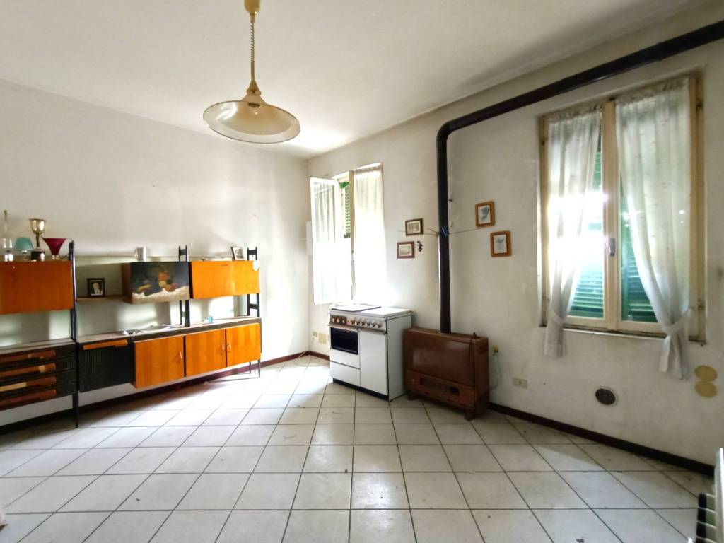 appartamento in vendita a Bosisio Parini