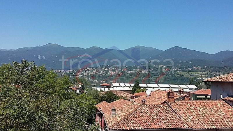 casa indipendente in vendita a Bosisio Parini