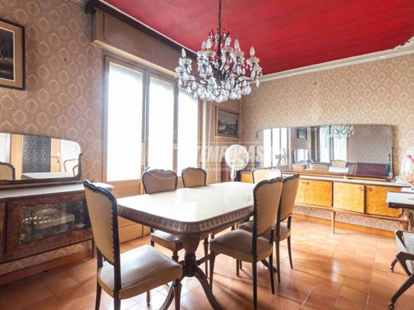 appartamento in vendita a Bosisio Parini