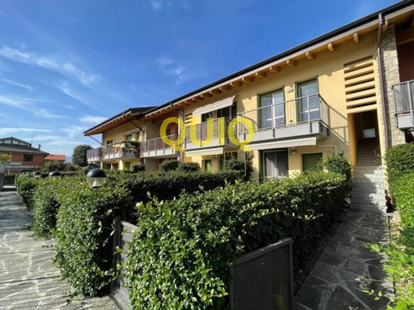 appartamento in vendita a Bosisio Parini