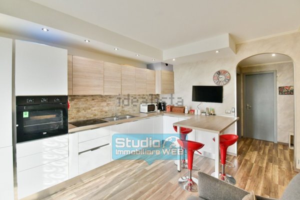 appartamento in vendita a Bosisio Parini