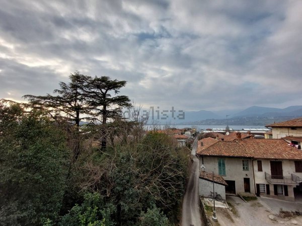 casa indipendente in vendita a Bosisio Parini