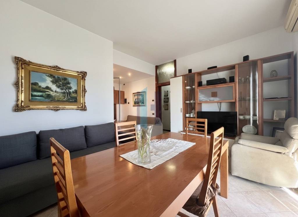 appartamento in vendita a Bosisio Parini