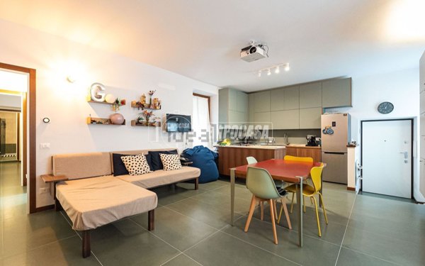 appartamento in vendita a Bosisio Parini