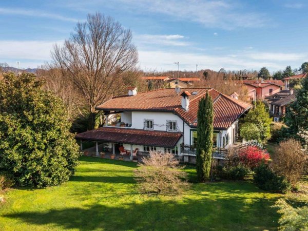 casa indipendente in vendita a Bosisio Parini