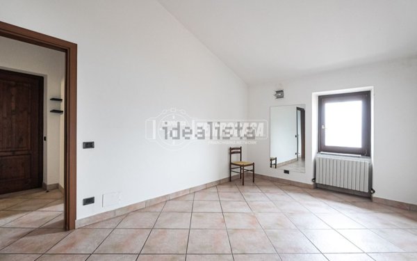 appartamento in vendita a Bosisio Parini