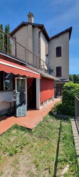 casa indipendente in vendita a Bosisio Parini