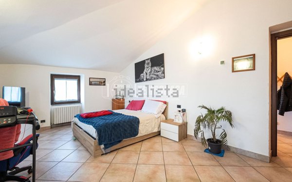 appartamento in vendita a Bosisio Parini
