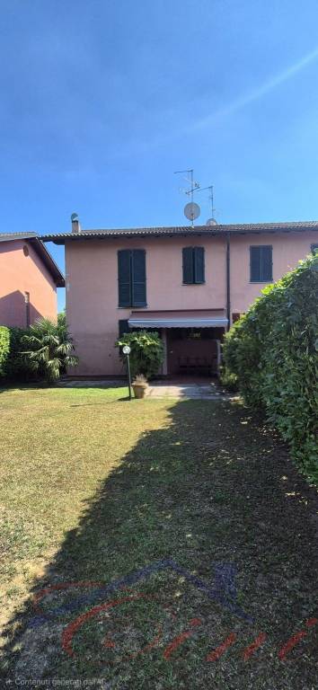 casa indipendente in vendita a Bosisio Parini