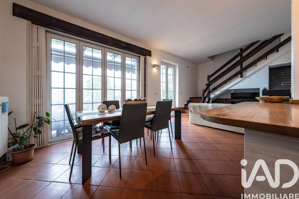 casa indipendente in vendita a Bosisio Parini