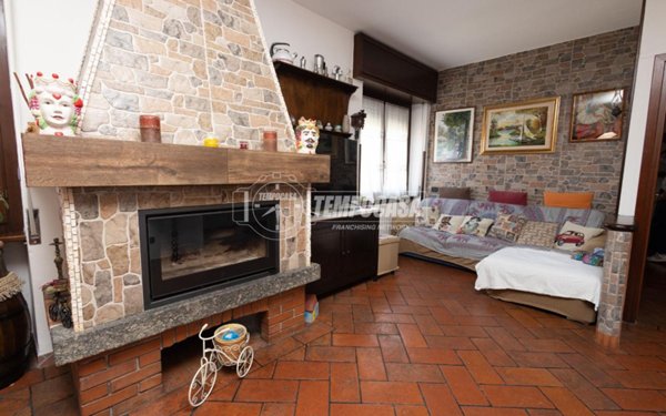 appartamento in vendita a Brivio